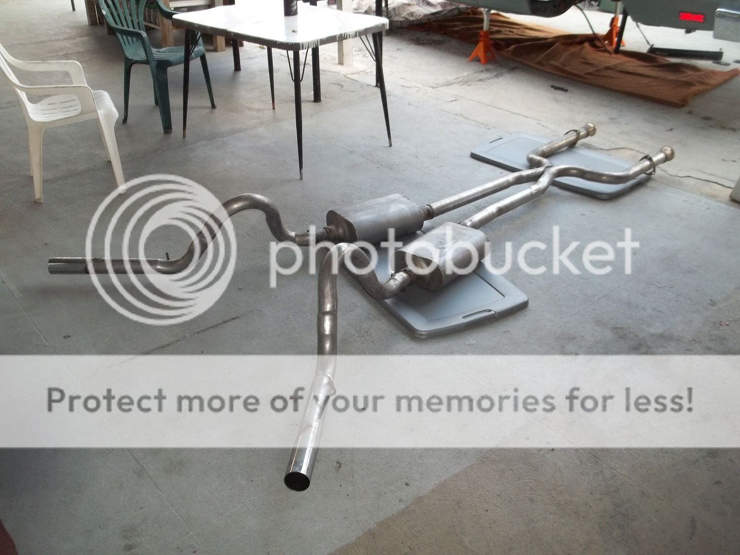 What are the advantages/disadvantages of H/X pipes vs. straight dual